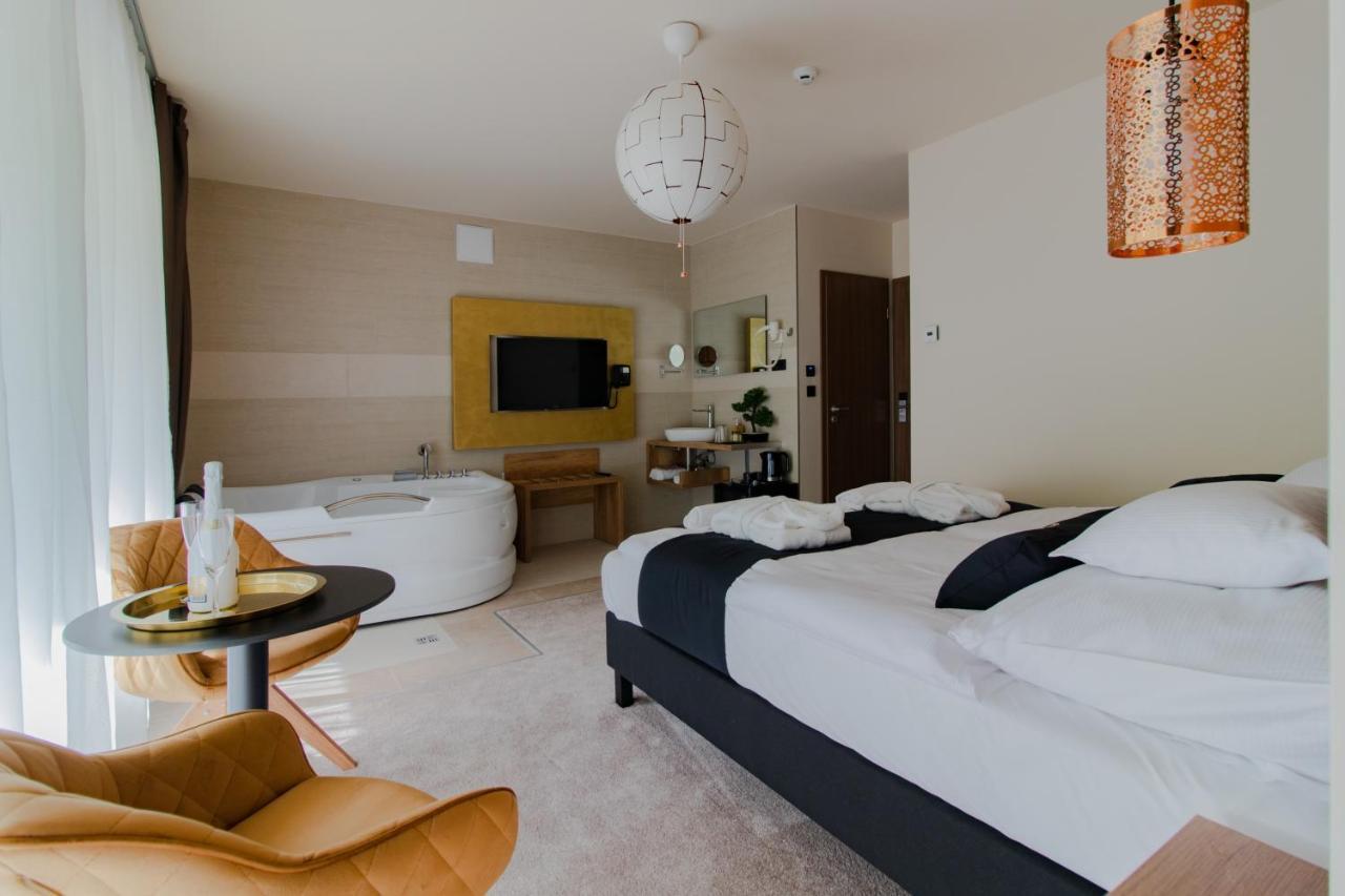 שיופוק Baobab Suites מראה חיצוני תמונה