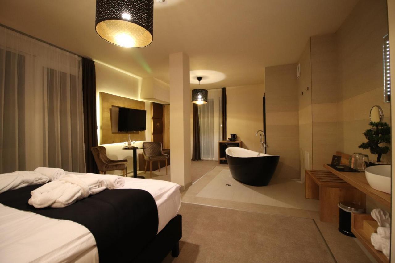שיופוק Baobab Suites מראה חיצוני תמונה